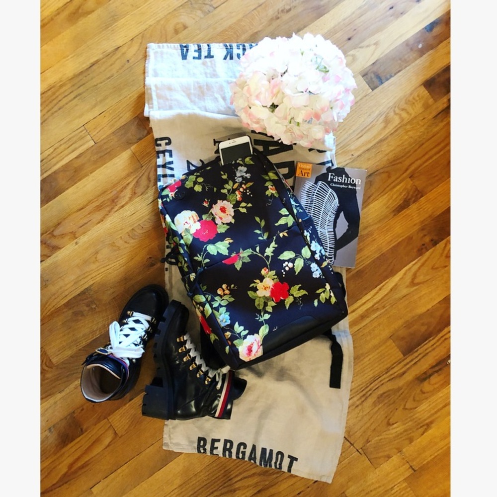 🌺 Floral Backpack from Urban Outfitters